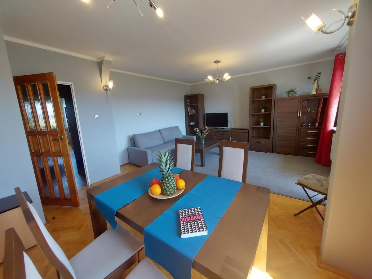 Apartament Janowskie Blonia Rumia Buitenkant foto